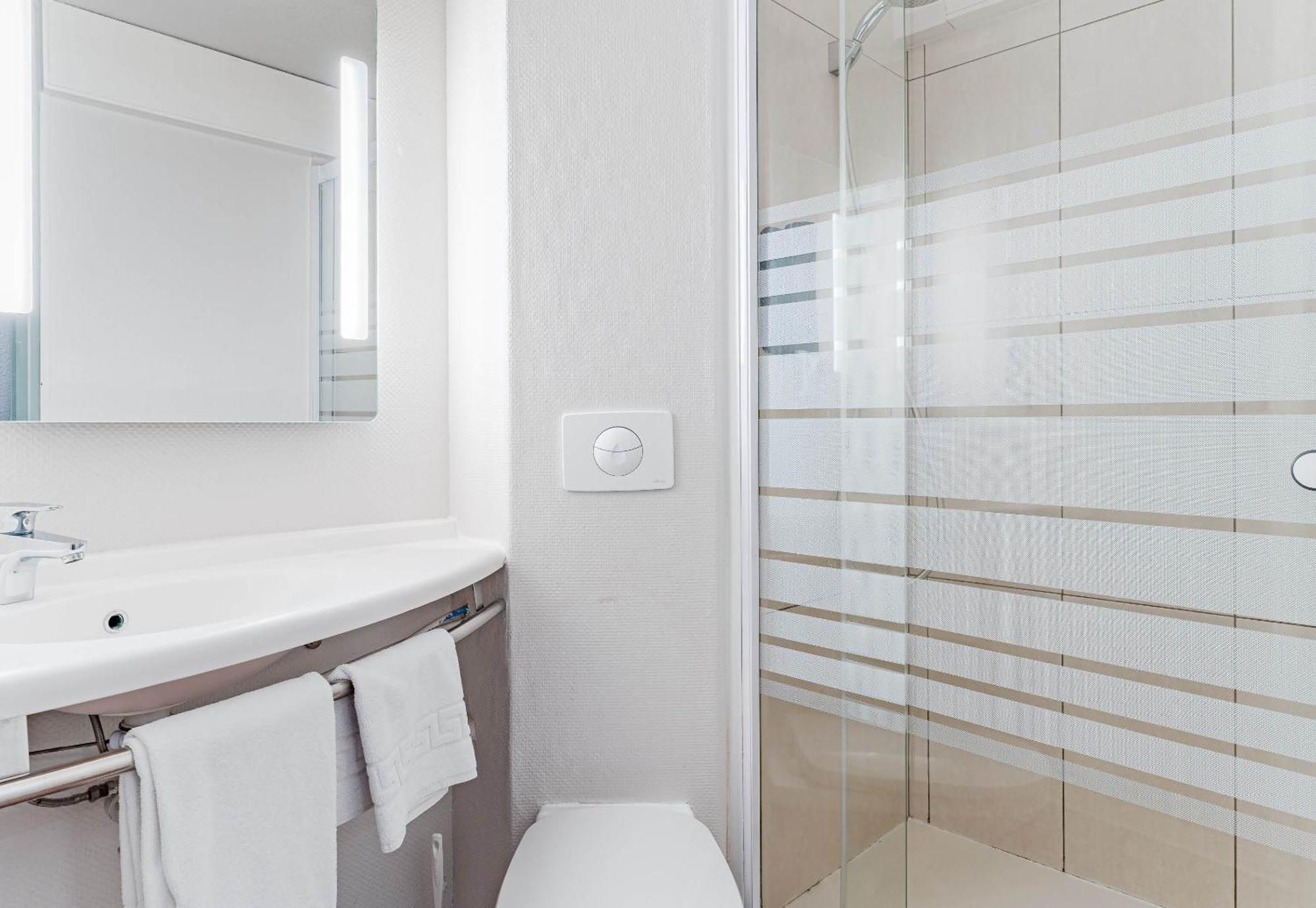 B&B Hotel Châtellerault מראה חיצוני תמונה